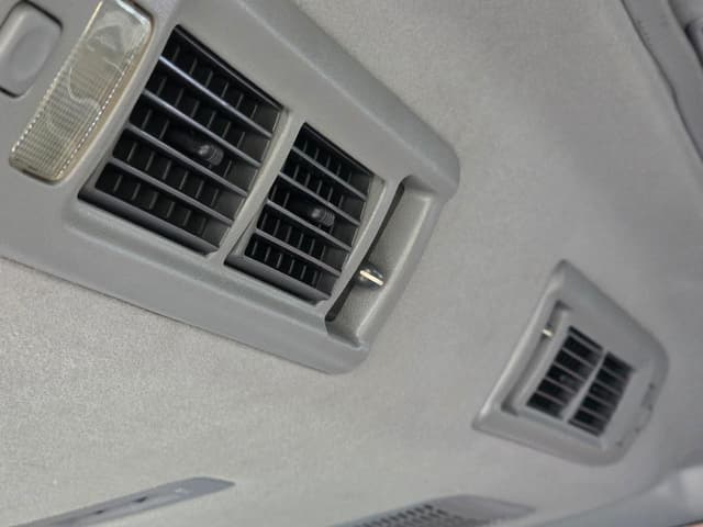 1996 Toyota Granvia JDM car for sale — photo 22 of 25