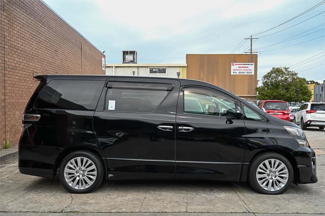 2011 Toyota Vellfire JDM car for sale — photo 17 of 25