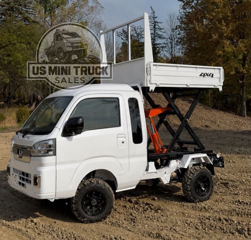 Daihatsu Hijet JDM car for sale — photo 2 of 2