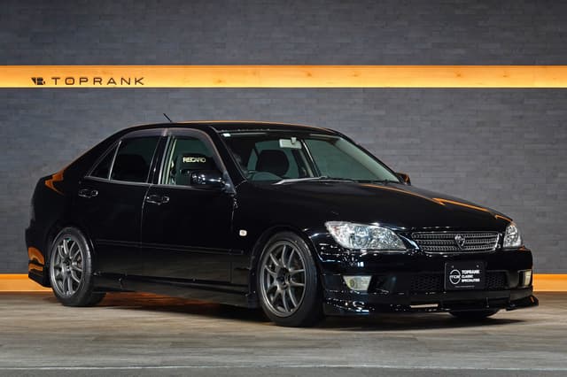 2002 Toyota Altezza JDM car for sale — photo 3 of 25
