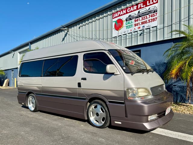 1998 Toyota Grand Hiace JDM car for sale — photo 8 of 24