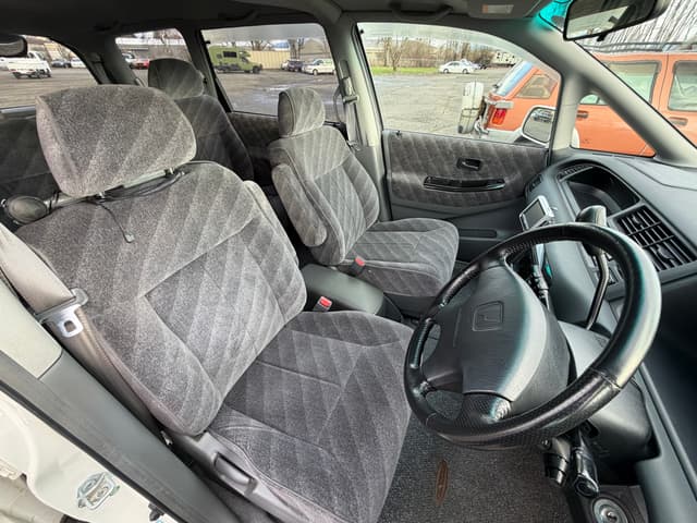 1998 Honda Odyssey JDM car for sale — photo 22 of 25