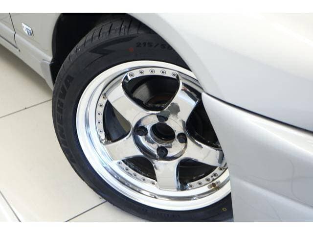 1998 Nissan Skyline JDM car for sale — photo 5 of 18