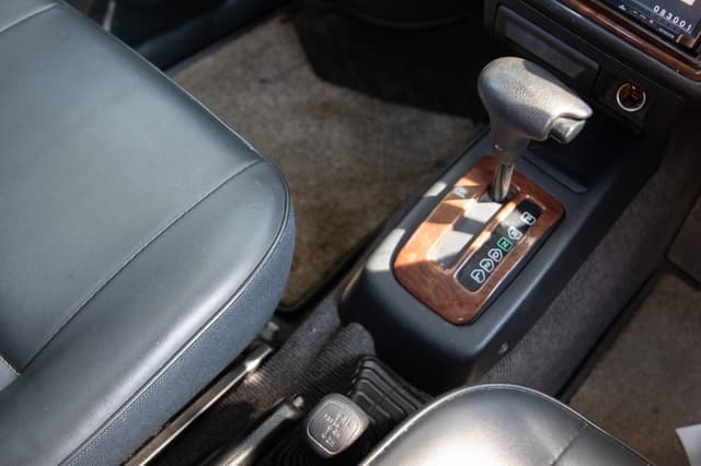1998 Mitsubishi Pajero JDM car for sale — photo 14 of 15