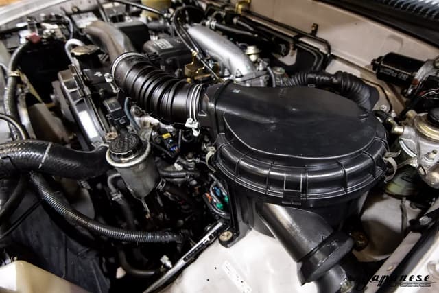 1997 Toyota Hilux Surf JDM car for sale — photo 24 of 25