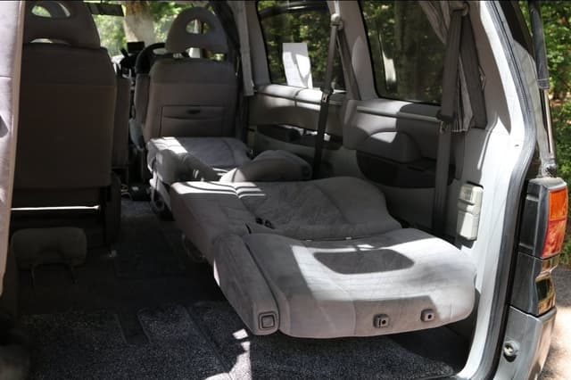 1996 Mitsubishi Delica JDM car for sale — photo 6 of 13