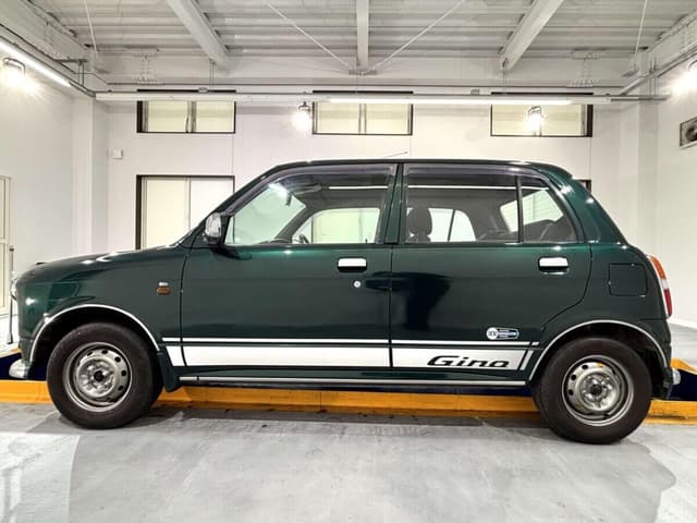 2001 Daihatsu Mira JDM car for sale — photo 3 of 25