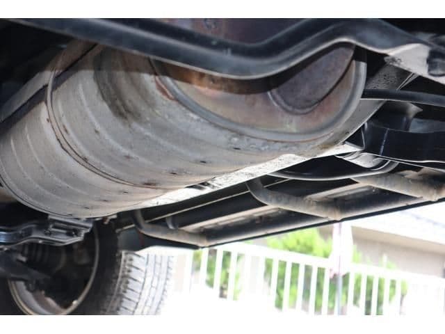 1998 Mitsubishi Pajero JDM car for sale — photo 13 of 23