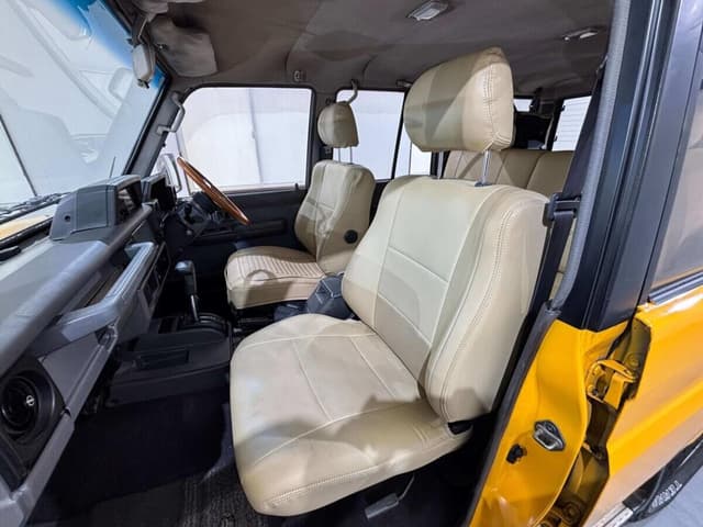 1991 Toyota Land Cruiser Prado JDM car for sale — photo 11 of 25