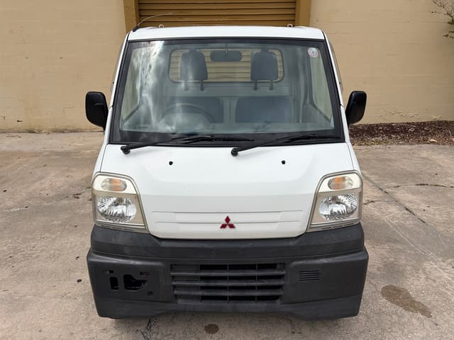 1999 Mitsubishi Minicab JDM car for sale — photo 3 of 18