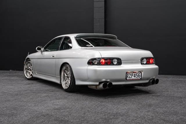 1999 Toyota Soarer JDM car for sale — photo 4 of 19