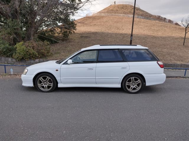1999 Subaru Legacy JDM car for sale — photo 8 of 25