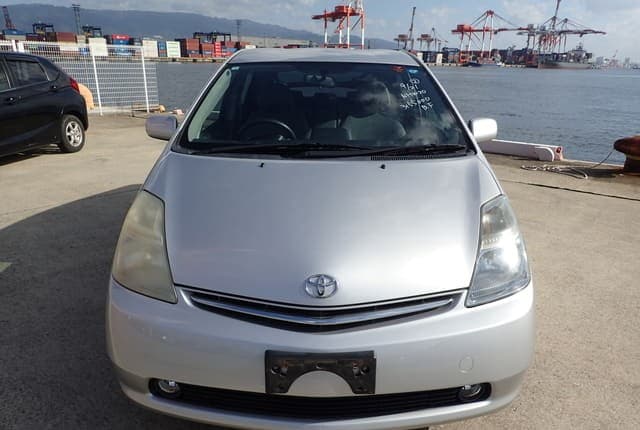 2006 Toyota Prius JDM car for sale — photo 8 of 25