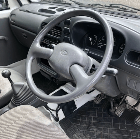 1998 Daihatsu Hijet JDM car for sale — photo 7 of 8
