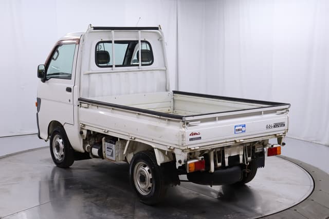 1998 Daihatsu Hijet JDM car for sale — photo 5 of 25