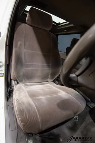 1997 Toyota HiAce JDM car for sale — photo 16 of 25