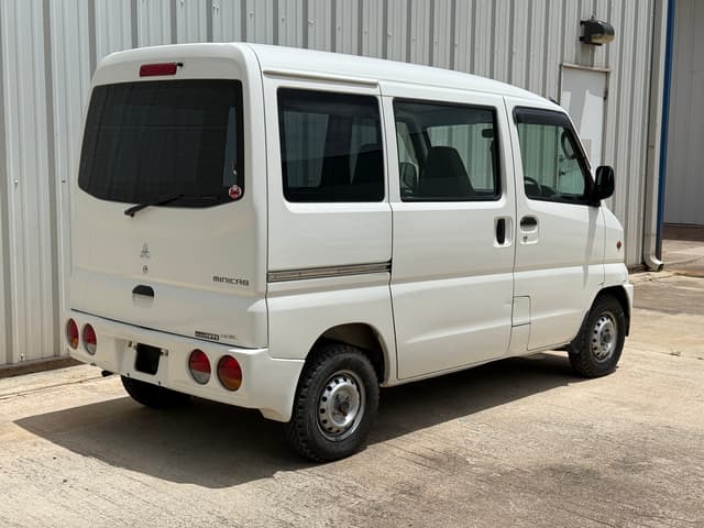 2000 Mitsubishi Minicab JDM car for sale — photo 3 of 20