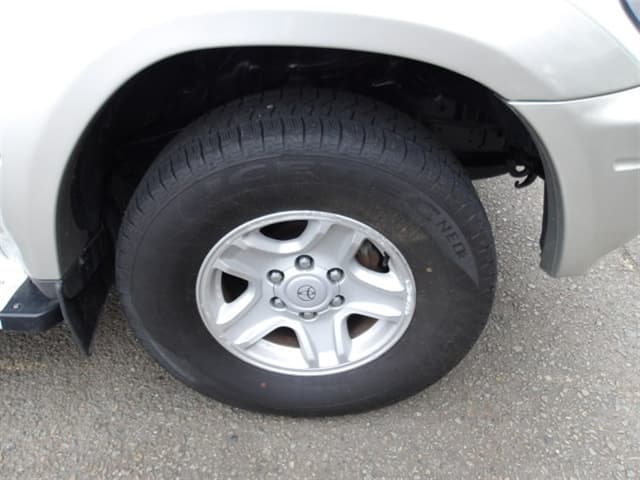 2001 Toyota Land Cruiser JDM car for sale — photo 12 of 13