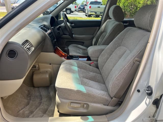 1998 Toyota Celsior JDM car for sale — photo 12 of 17