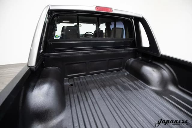 1999 Toyota Hilux JDM car for sale — photo 23 of 25