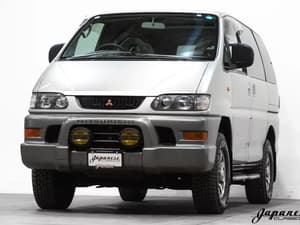 1999 Mitsubishi Delica JDM car for sale
