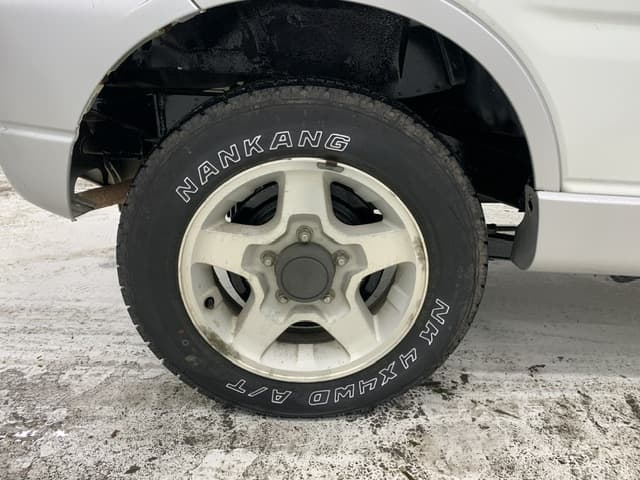 2000 Suzuki Jimny JDM car for sale — photo 21 of 25