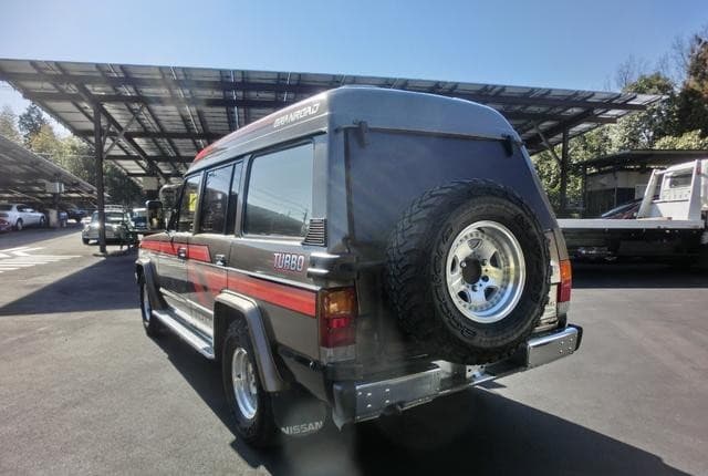 1987 Nissan Safari JDM car for sale — photo 8 of 25