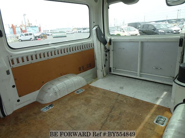 2010 Toyota HiAce JDM car for sale — photo 20 of 25