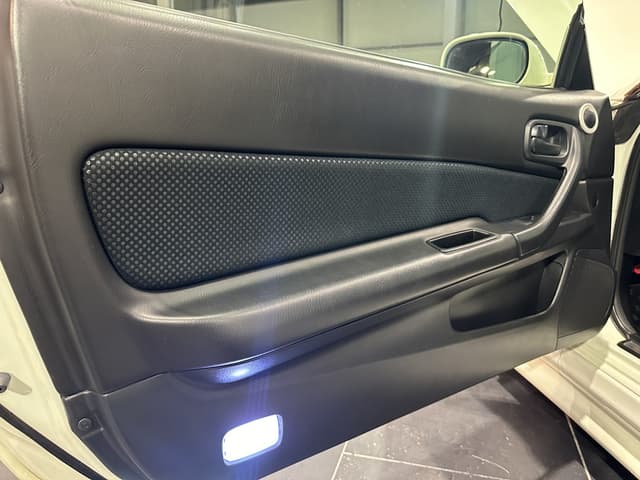 2000 Nissan Skyline JDM car for sale — photo 16 of 23