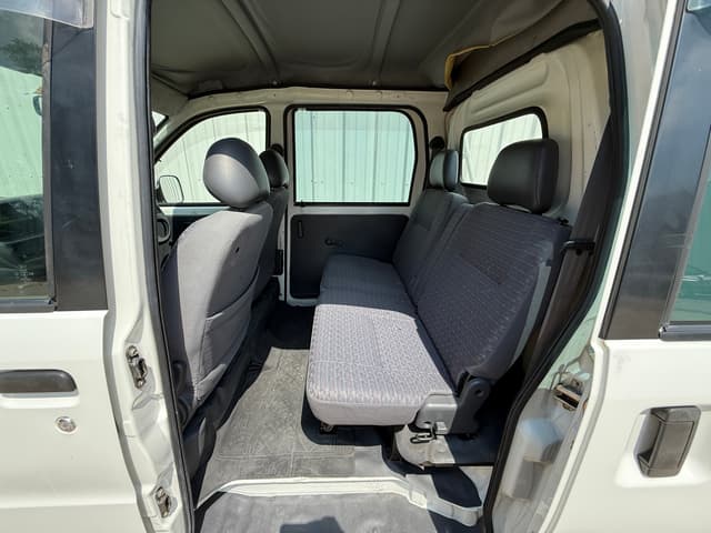 1999 Daihatsu Hijet JDM car for sale — photo 13 of 19