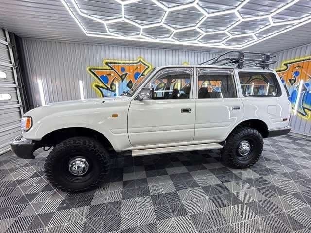 1992 Toyota Land Cruiser JDM car for sale — photo 3 of 23