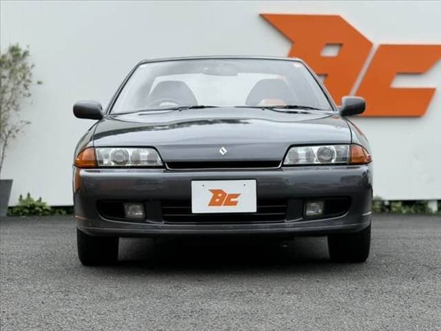 1993 Nissan Skyline JDM car for sale — photo 8 of 13