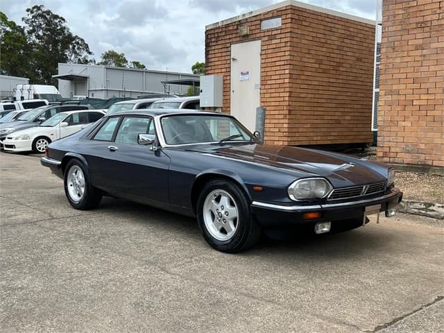 1990 Jaguar JDM car for sale — photo 4 of 15