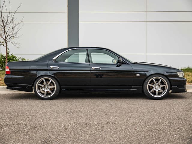 1997 Nissan Laurel JDM car for sale — photo 8 of 22