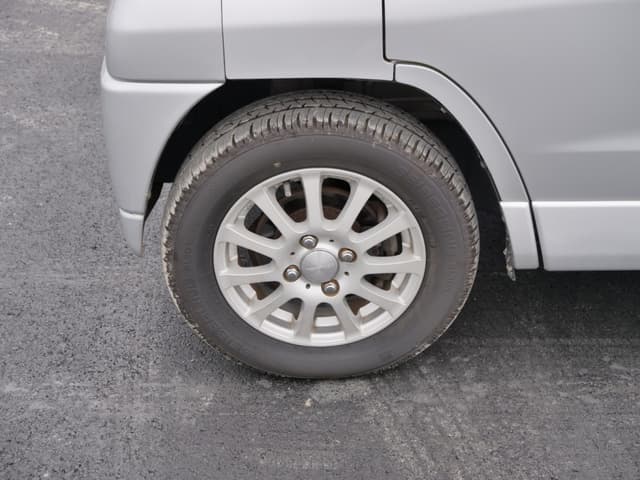2001 Mitsubishi Town Box JDM car for sale — photo 19 of 25