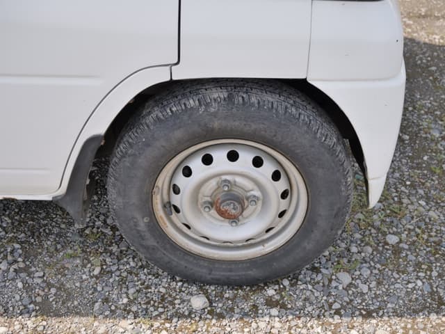 2002 Mitsubishi Minicab JDM car for sale — photo 23 of 25