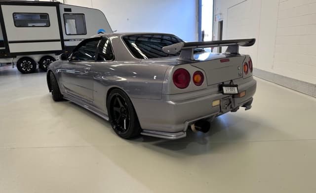 1999 Nissan Skyline JDM car for sale — photo 8 of 10