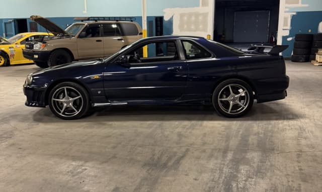2000 Nissan Skyline JDM car for sale — photo 16 of 25