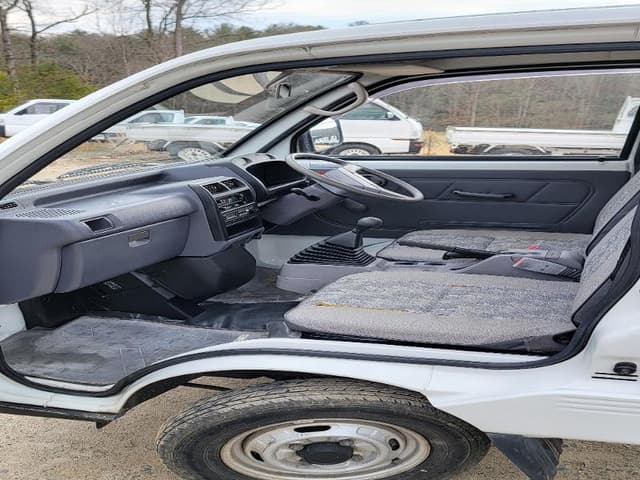 1995 Mitsubishi Minicab JDM car for sale — photo 5 of 10