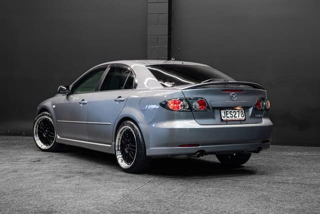 2006 Mazda Atenza JDM car for sale — photo 4 of 17