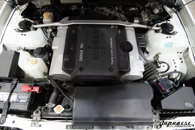 1998 Nissan Gloria JDM car for sale — photo 23 of 25