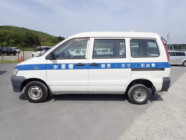 1998 Toyota Townace JDM car for sale — photo 2 of 10