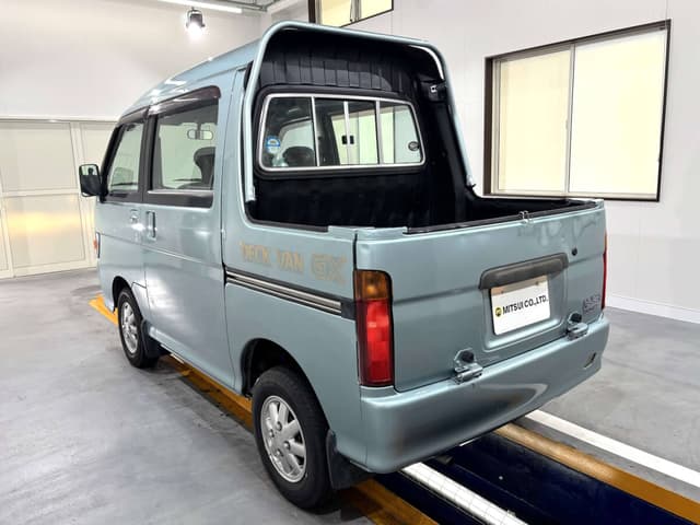 1996 Daihatsu Hijet JDM car for sale — photo 4 of 25