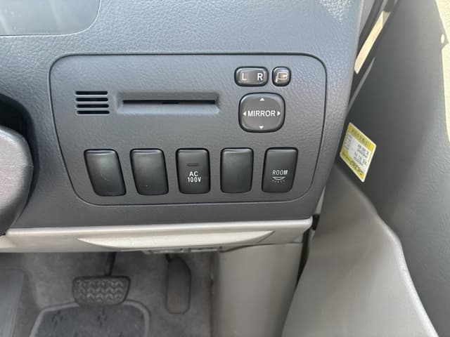 2002 Toyota Alphard JDM car for sale — photo 5 of 15