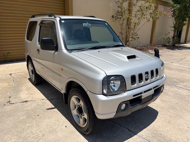 1999 Suzuki Jimny JDM car for sale — photo 2 of 18