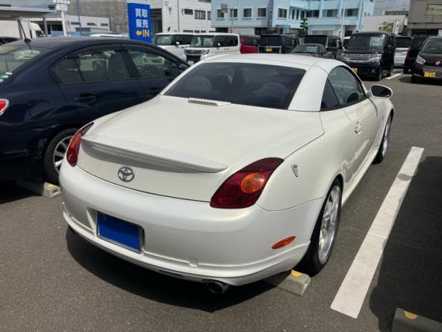 2001 Toyota Soarer JDM car for sale — photo 14 of 19