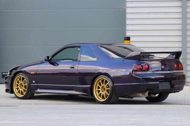 1998 Nissan Skyline JDM car for sale — photo 12 of 25