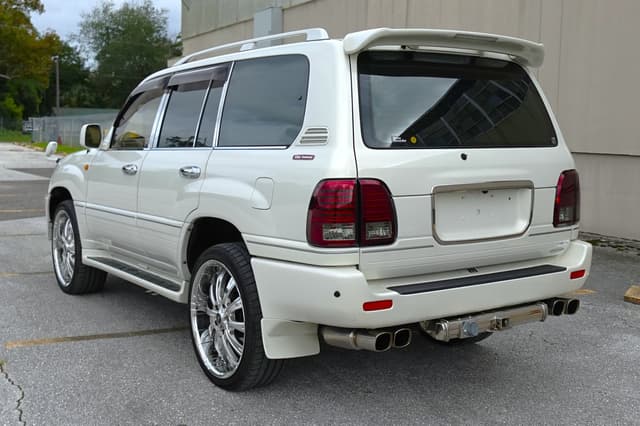 1999 Toyota Land Cruiser JDM car for sale — photo 8 of 19