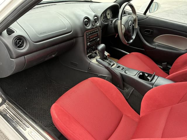 2001 Mazda Roadster (Eunos Roadster / MX-5) JDM car for sale — photo 6 of 12