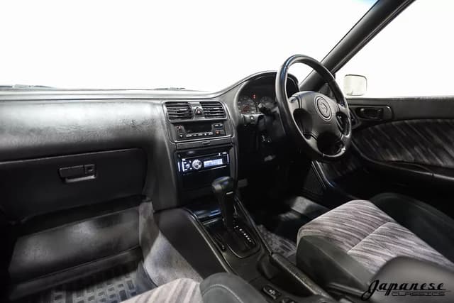 1997 Subaru Legacy JDM car for sale — photo 9 of 25